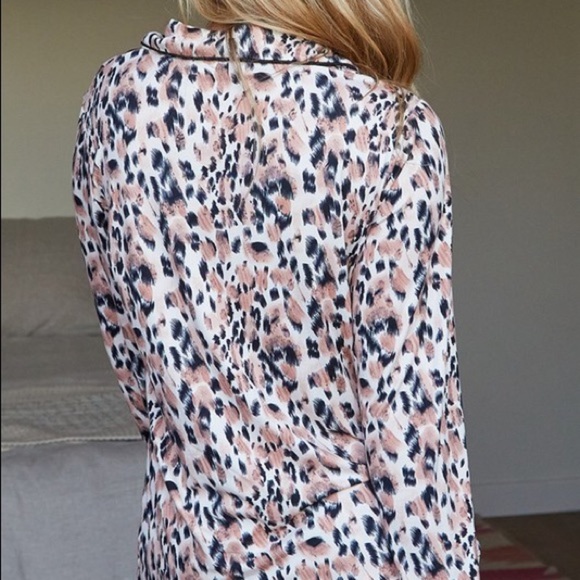 Long sleeves collared detail pjs - Picture 7 of 7